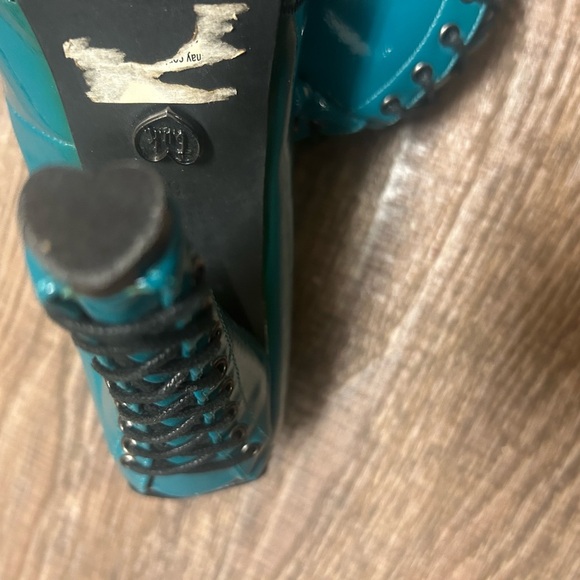 T.U.K size 6 EUC Blue Corset Heels with Stiletto - Picture 10 of 13